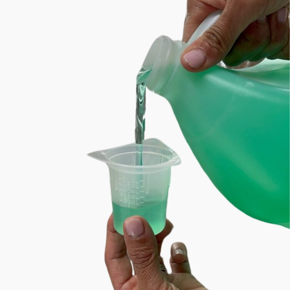 Essential Facial Wash - Image 2